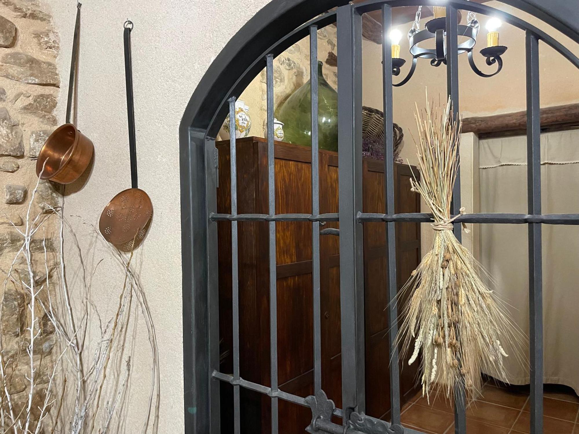 Casa Lidia - Antigua Posada Real Валдеробрес Екстериор снимка