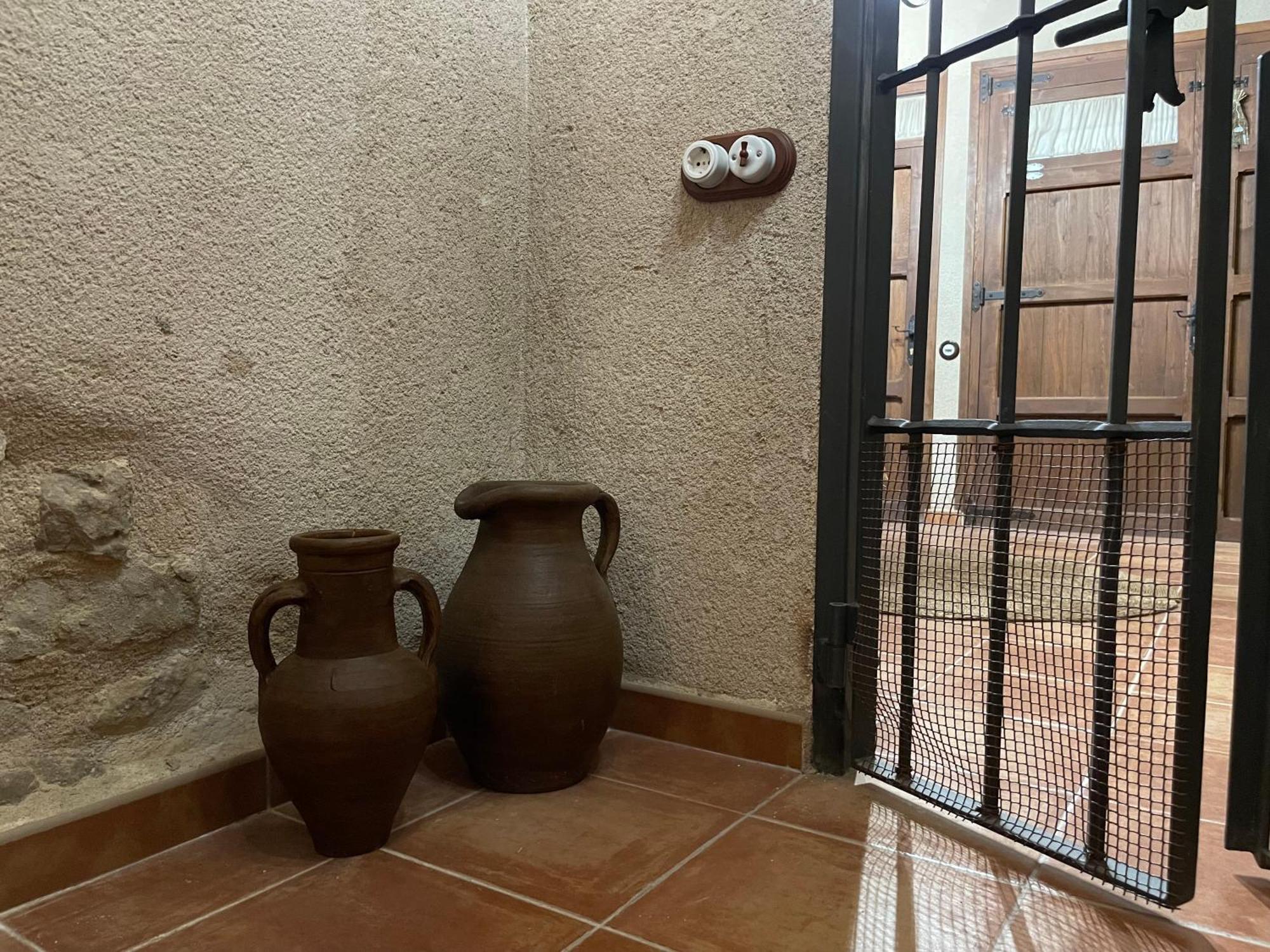 Casa Lidia - Antigua Posada Real Валдеробрес Екстериор снимка